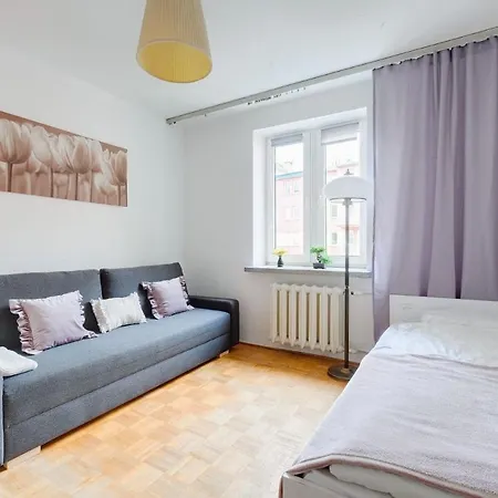 Apartment 2 Bedroom In Location *